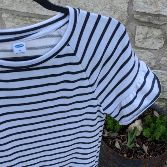 Old Navy stripe ruffle sleeve sweater top - Picture 4 of 4